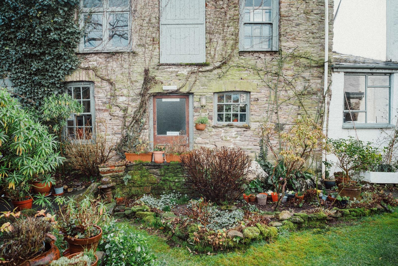 Lower House - Image 2